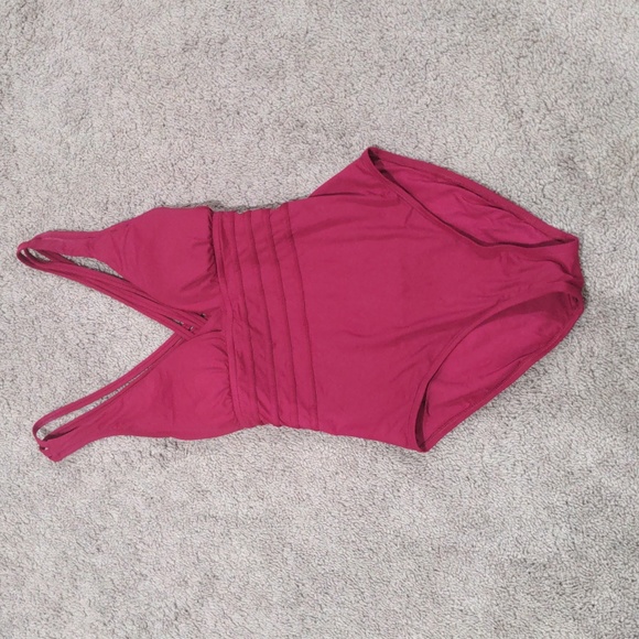 La Blanca Island Goddess Cross Back One Piece Swimsuit Wine Red Purple Size 8 - Picture 2 of 7